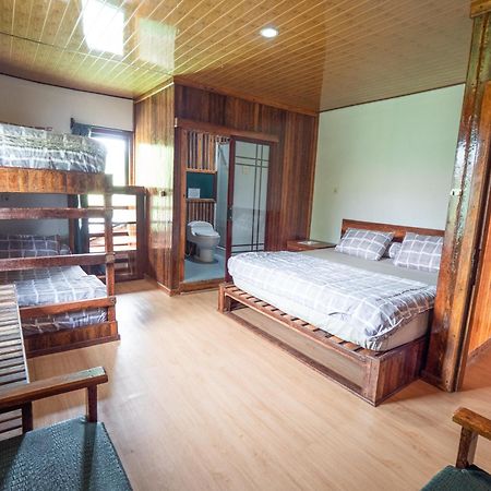 Jamburae Lodge Lagudri エクステリア 写真