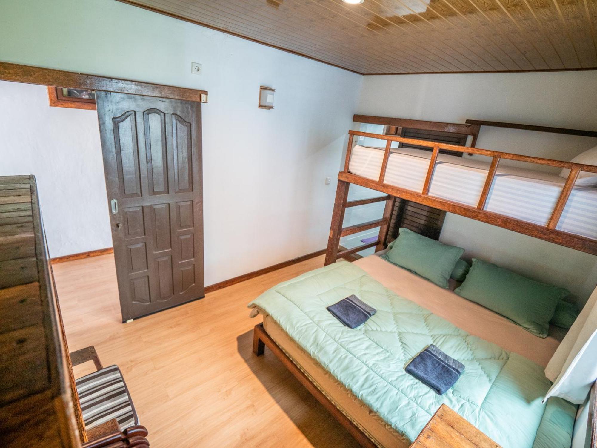 Jamburae Lodge Lagudri 部屋 写真